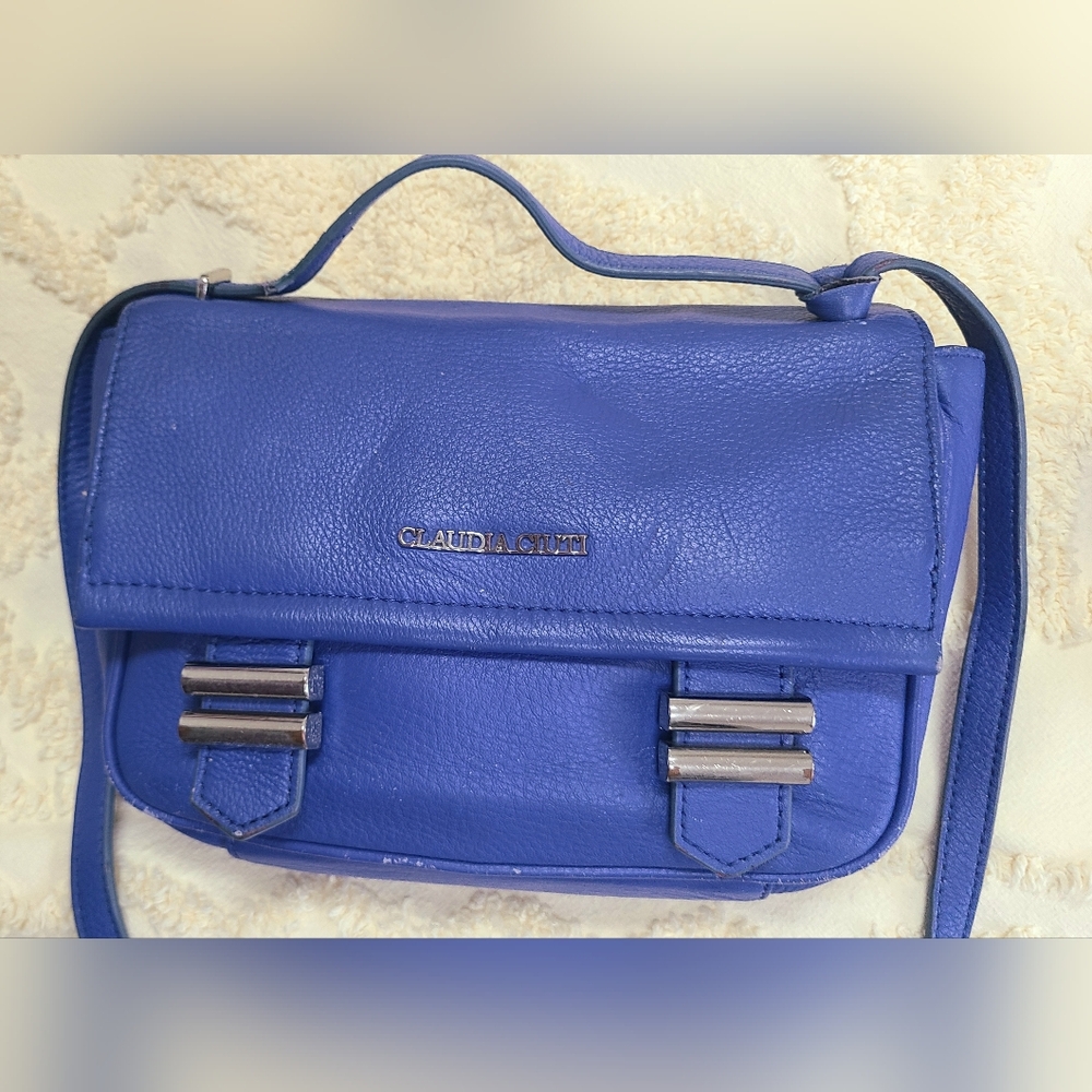 Claudia Giuti Periwinkle Blue Genuine Leather Shoulder Bag - Picture 7 of 7